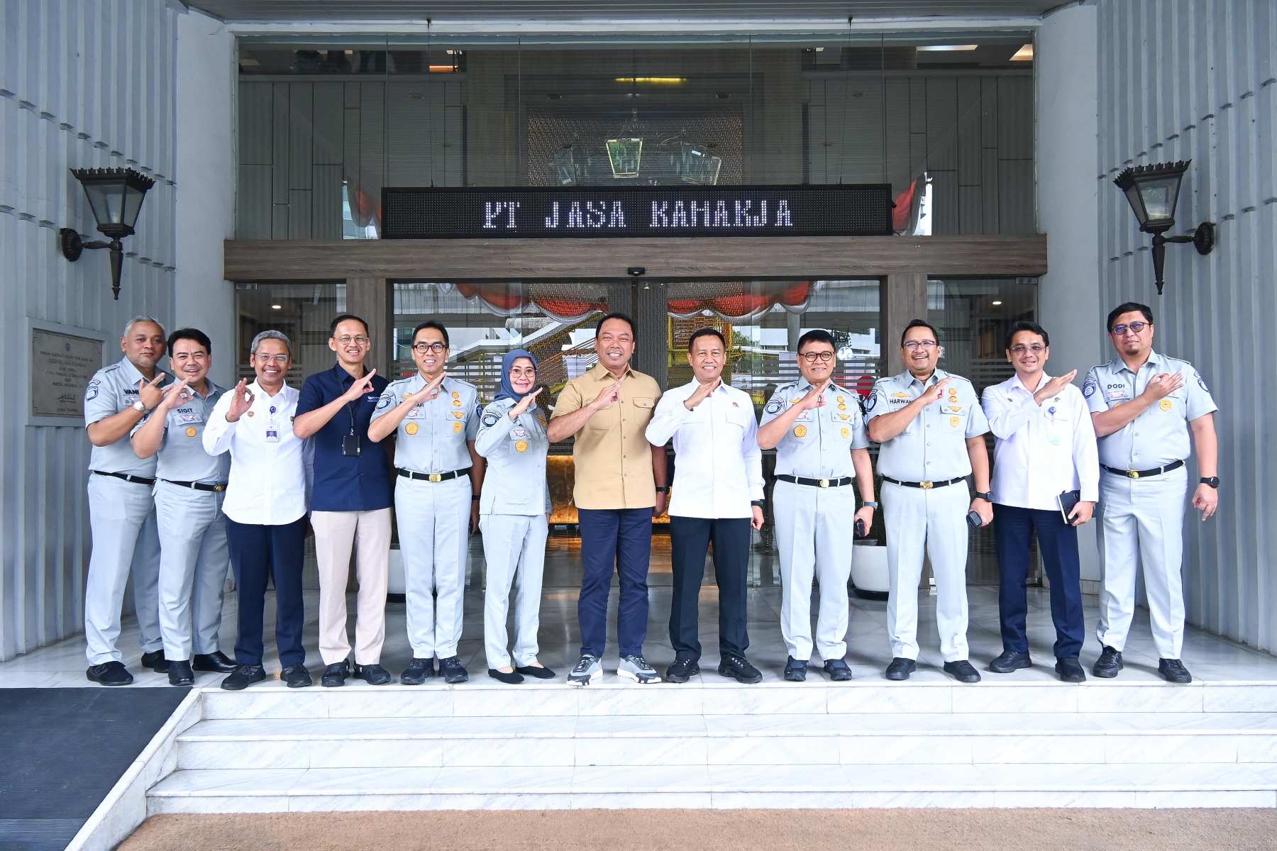 Sinergi Jasa Raharja, Ditjen Hubdar Kemenhub, dan Jasa Marga Hadirkan Inovasi untuk Keselamatan Transportasi Darat.