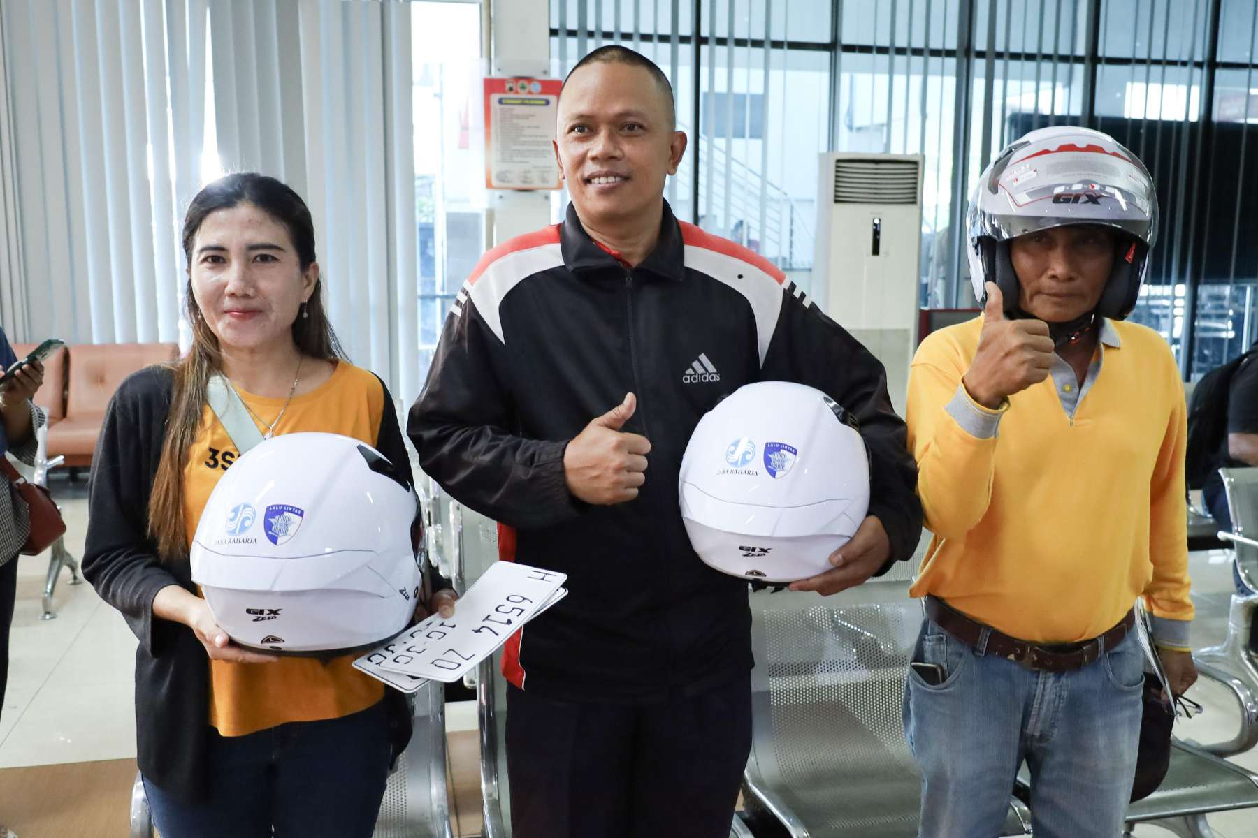 Jasa Raharja Dorong Konsistensi Layanan Publik dan Edukasi Keselamatan Berkualitas di Samsat Kota Semarang.