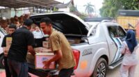 Banjir Bandang Jasa Raharja Serahkan Bantuan di Lubuk Minturun, Sumatra Barat, Pascabencana Banjir Bandang dan Tanah Longsor.