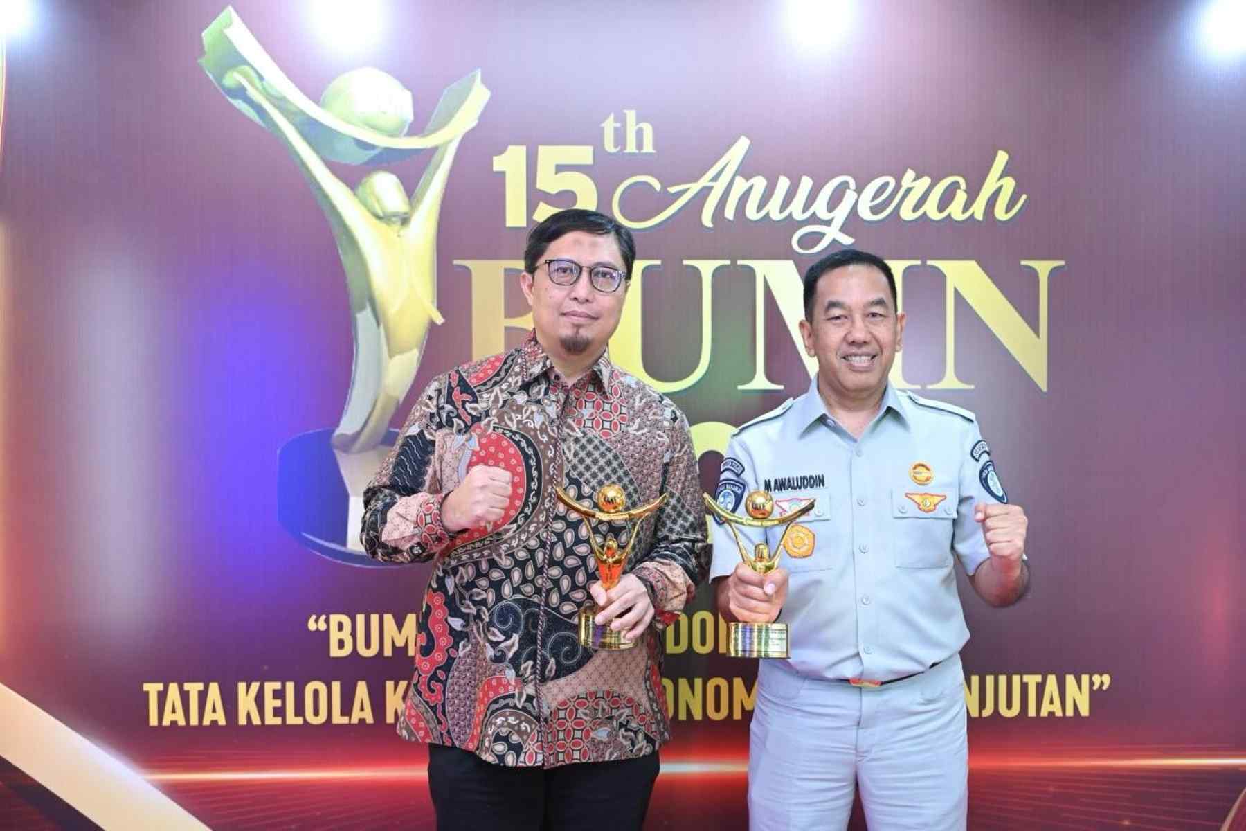 Transformasi Digital Pelayanan Publik Diapresiasi, Jasa Raharja Raih Dua di Ajang Penghargaan Anugerah BUMN 2026.