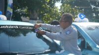 Kampanye Keselamatan Transportasi, Jasa Raharja NTB Pasang Stiker pada Armada Umum.