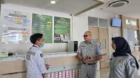 Pelayanan Sepenuh Hati, Jasa Raharja NTB Hadir Langsung di Pelabuhan Lembar dan Pastikan Keterjaminan Penumpang KMP Putri Yasmin.