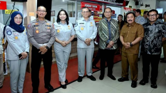 Perkuat Kepatuhan Pajak di Provinsi Kepri, Tim Pembina Samsat Nasional Dorong Pelayanan yang Lebih Mudah dan Adaptif.